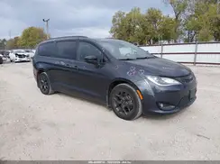 2C4RC1EG2KR655392 2019 CHRYSLER PACIFICA