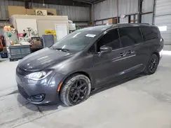 2C4RC1EG2KR686447 2019 CHRYSLER PACIFICA