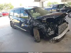 2C4RC1EG2KR733069 2019 CHRYSLER PACIFICA