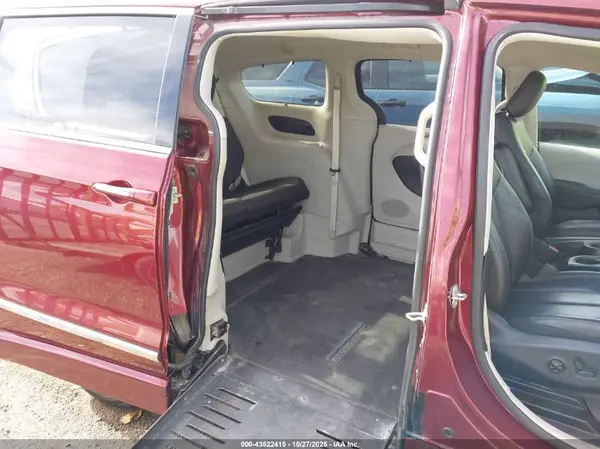 2C4RC1EG2LR104719 2020 CHRYSLER PACIFICA - Image 8