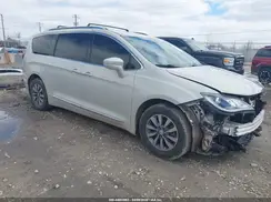 2C4RC1EG2LR109418 2020 CHRYSLER PACIFICA