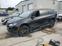 2C4RC1EG2LR113047 2020 CHRYSLER PACIFICA