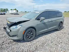2C4RC1EG2LR233107 2020 CHRYSLER PACIFICA