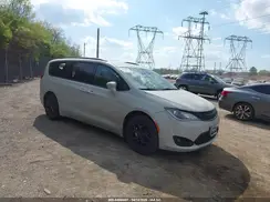 2C4RC1EG2LR245855 2020 CHRYSLER PACIFICA