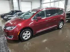 2C4RC1EG3HR516221 2017 CHRYSLER PACIFICA