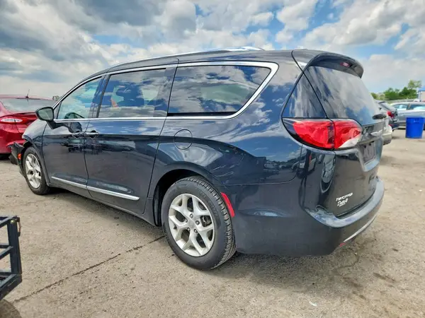 2C4RC1EG3HR518891 2017 CHRYSLER PACIFICA - Image 2