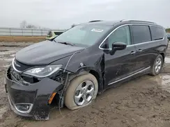 2C4RC1EG3HR525324 2017 CHRYSLER PACIFICA