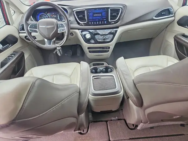 2C4RC1EG3HR528403 2017 CHRYSLER PACIFICA - Image 8