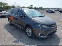 2C4RC1EG3HR538915 2017 CHRYSLER PACIFICA