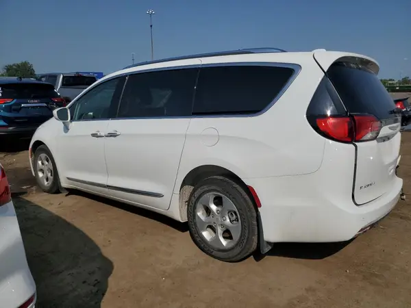 2C4RC1EG3HR560610 2017 CHRYSLER PACIFICA - Image 2