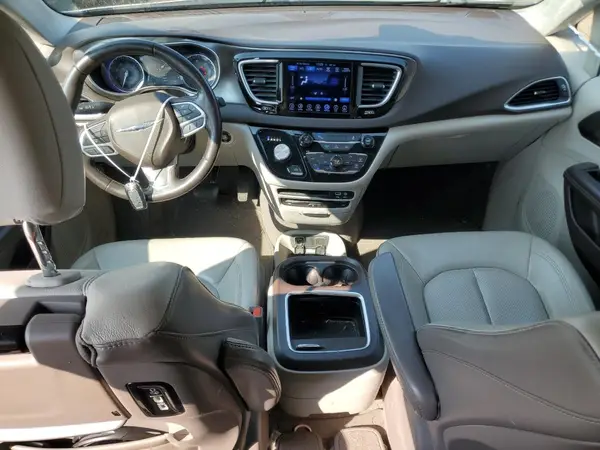 2C4RC1EG3HR560610 2017 CHRYSLER PACIFICA - Image 8