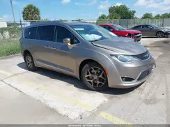 2C4RC1EG3HR565046 2017 CHRYSLER PACIFICA