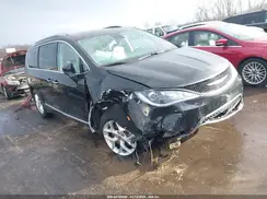 2C4RC1EG3HR566195 2017 CHRYSLER PACIFICA