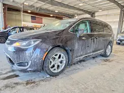 2C4RC1EG3HR570179 2017 CHRYSLER PACIFICA