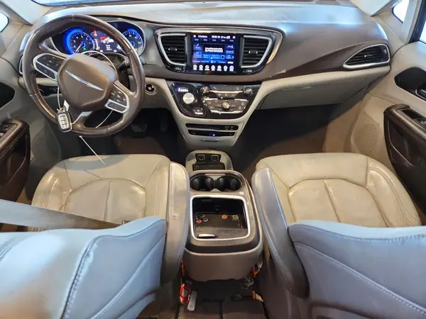 2C4RC1EG3HR570179 2017 CHRYSLER PACIFICA - Image 8