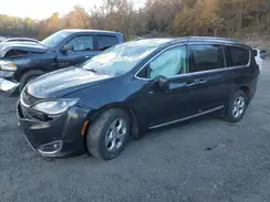 2C4RC1EG3HR572613 2017 CHRYSLER PACIFICA