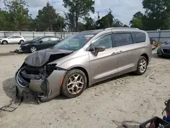 2C4RC1EG3HR585698 2017 CHRYSLER PACIFICA