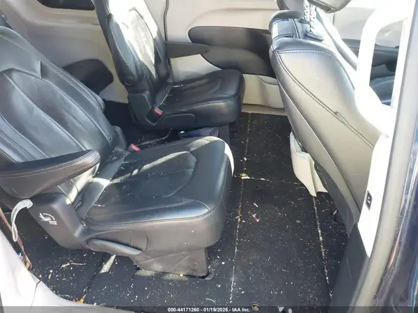 2C4RC1EG3HR594630 2017 CHRYSLER PACIFICA - Image 8