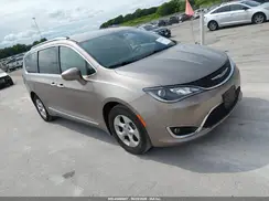 2C4RC1EG3HR607604 2017 CHRYSLER PACIFICA