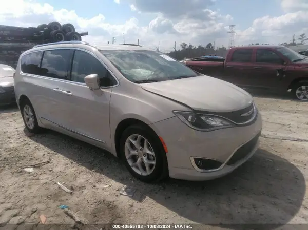 2C4RC1EG3HR614312 2017 CHRYSLER PACIFICA - Image 1