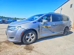 2C4RC1EG3HR627948 2017 CHRYSLER PACIFICA