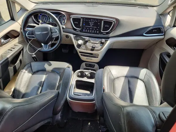 2C4RC1EG3HR628114 2017 CHRYSLER PACIFICA - Image 8