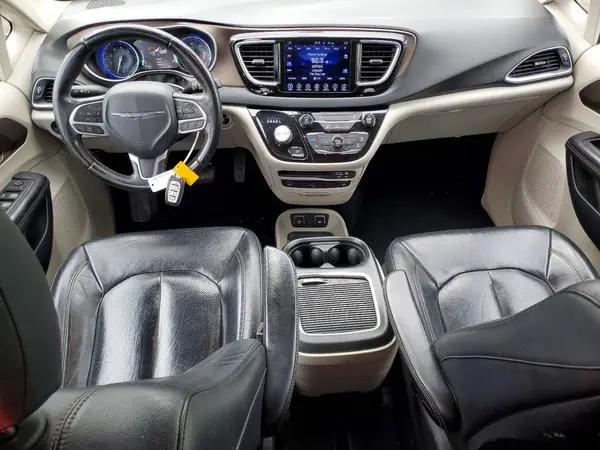 2C4RC1EG3HR628243 2017 CHRYSLER PACIFICA - Image 8