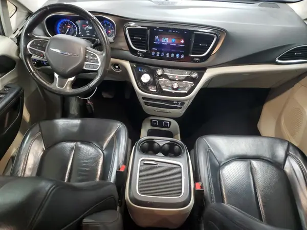 2C4RC1EG3HR635726 2017 CHRYSLER PACIFICA - Image 8