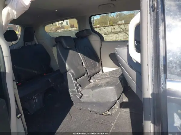 2C4RC1EG3HR652669 2017 CHRYSLER PACIFICA - Image 8