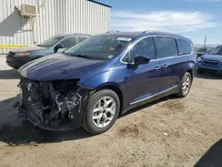 2C4RC1EG3HR652672 2017 CHRYSLER PACIFICA