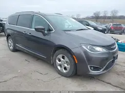 2C4RC1EG3HR653305 2017 CHRYSLER PACIFICA