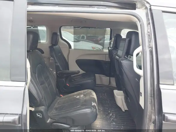 2C4RC1EG3HR653305 2017 CHRYSLER PACIFICA - Image 8