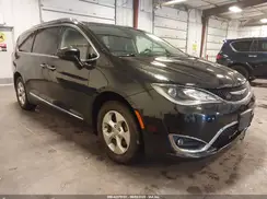2C4RC1EG3HR678091 2017 CHRYSLER PACIFICA