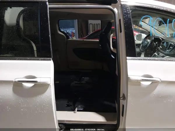 2C4RC1EG3HR704284 2017 CHRYSLER PACIFICA - Image 8