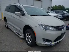 2C4RC1EG3HR720775 2017 CHRYSLER PACIFICA