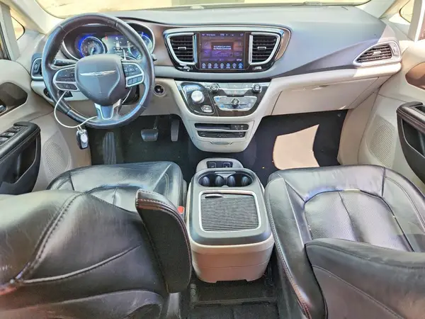 2C4RC1EG3HR727466 2017 CHRYSLER PACIFICA - Image 8