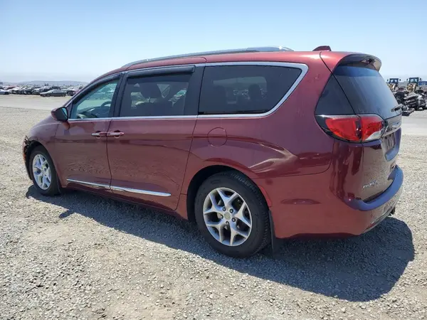 2C4RC1EG3HR729928 2017 CHRYSLER PACIFICA - Image 2