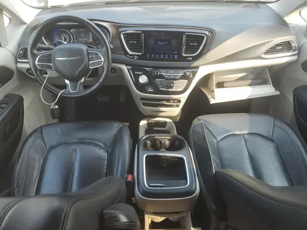 2C4RC1EG3HR734613 2017 CHRYSLER PACIFICA - Image 8