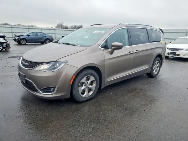 2C4RC1EG3HR752710 2017 CHRYSLER PACIFICA - Image 1