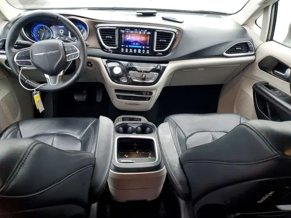 2C4RC1EG3HR752710 2017 CHRYSLER PACIFICA - Image 8