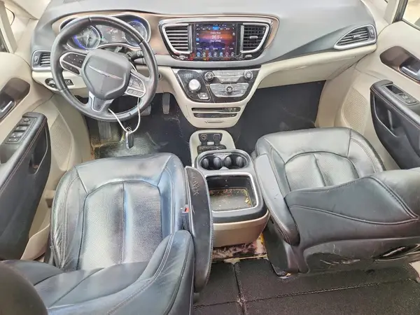 2C4RC1EG3HR757695 2017 CHRYSLER PACIFICA - Image 8