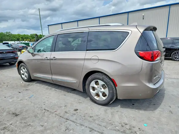 2C4RC1EG3HR763626 2017 CHRYSLER PACIFICA - Image 2