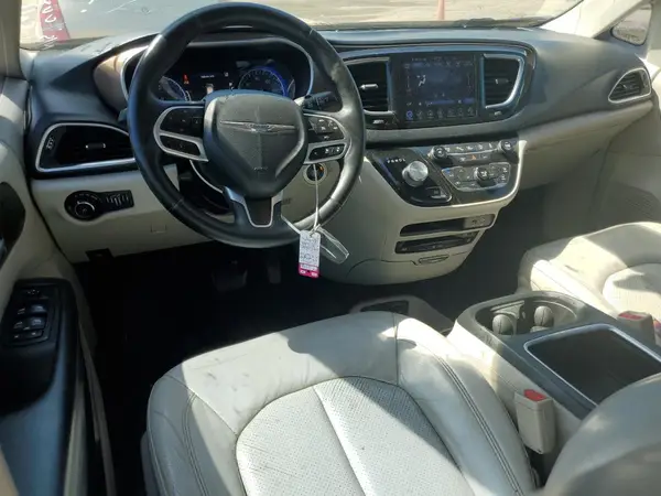 2C4RC1EG3HR796884 2017 CHRYSLER PACIFICA - Image 8