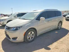 2C4RC1EG3HR832718 2017 CHRYSLER PACIFICA