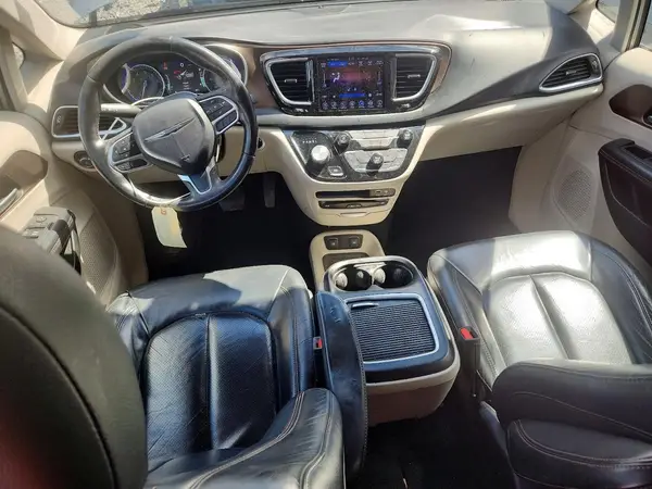 2C4RC1EG3HR846795 2017 CHRYSLER PACIFICA - Image 8