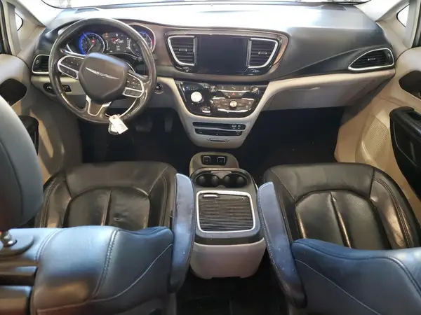 2C4RC1EG3JR103074 2018 CHRYSLER PACIFICA - Image 8