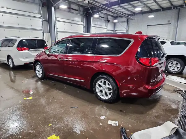 2C4RC1EG3JR112762 2018 CHRYSLER PACIFICA - Image 2