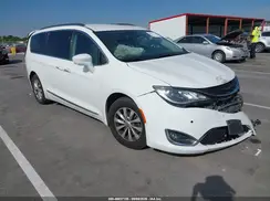 2C4RC1EG3JR121879 2018 CHRYSLER PACIFICA