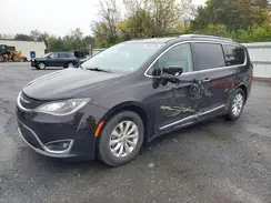 2C4RC1EG3JR131232 2018 CHRYSLER PACIFICA