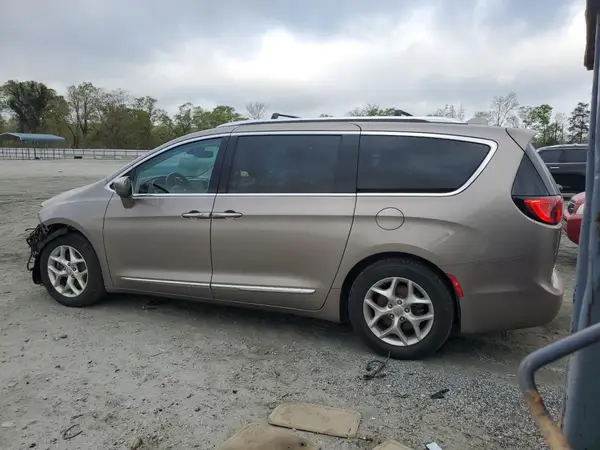 2C4RC1EG3JR132641 2018 CHRYSLER PACIFICA - Image 2